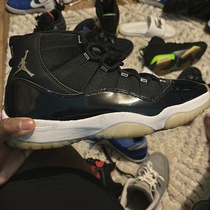 I’m selling Jordan’ 11 jubilees good condition